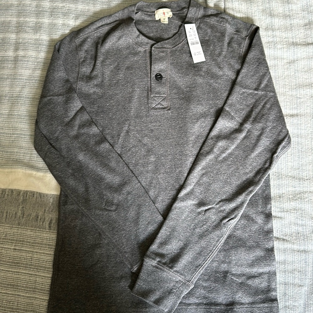 New With Tags! J Crew 2 button long sleeved shirt